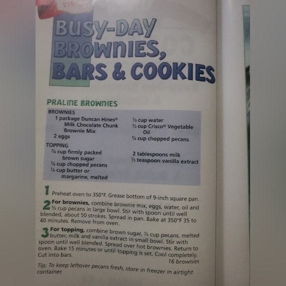 Duncan Hines Bake It Easy Cookbook Revipes Use Boxed Cake Mix + More - Picture 6 of 11